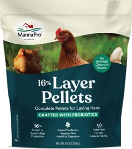 Chicken feed Manna Pro Layer Pellets